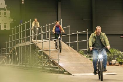 fietsen op de fiets en wandelbeurs